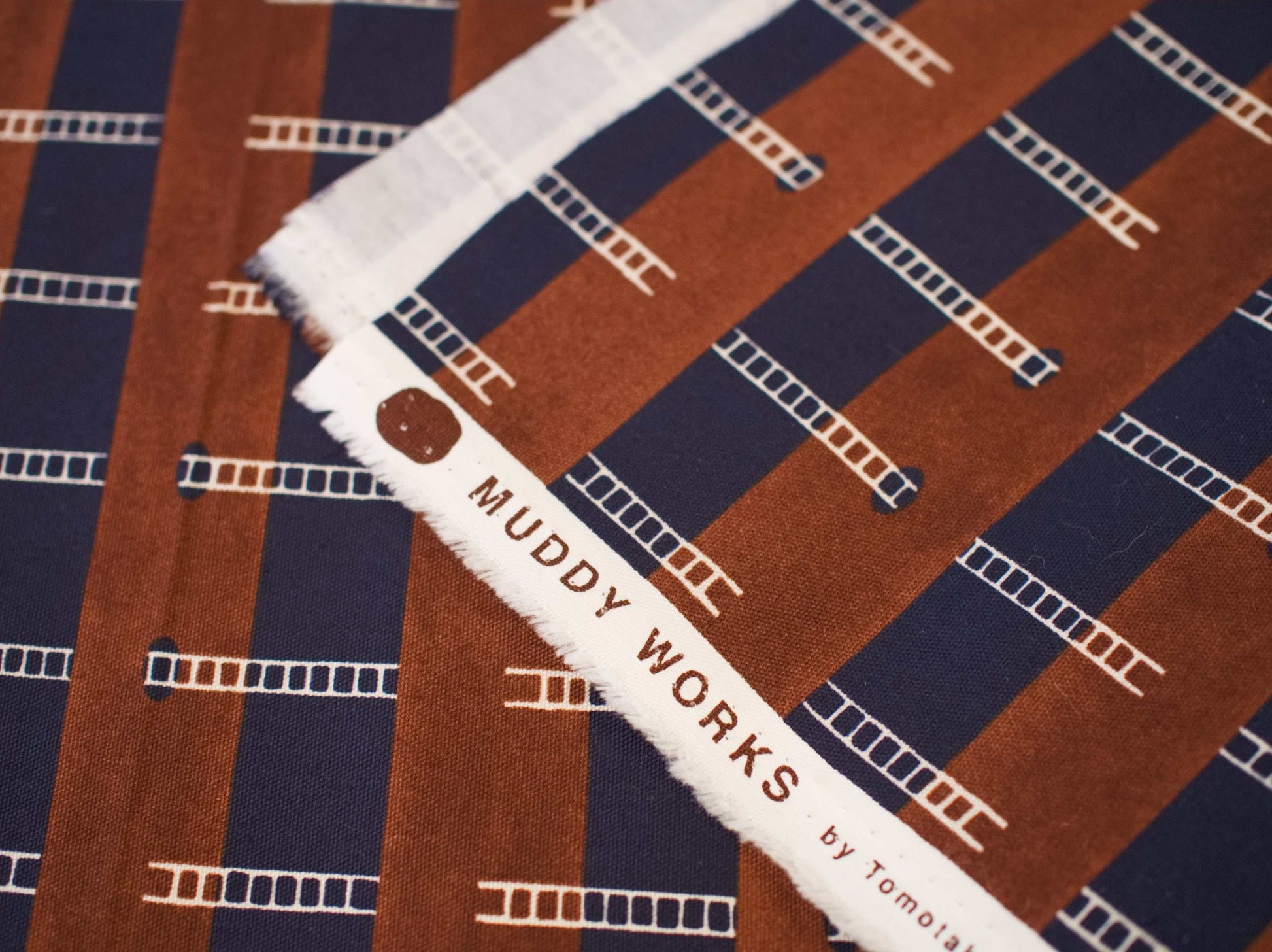 Oxford Fabric by the yard | Ladder Organic Cotton Oxford / Burgandy & Navy | MUDDYWORKS | Fabric