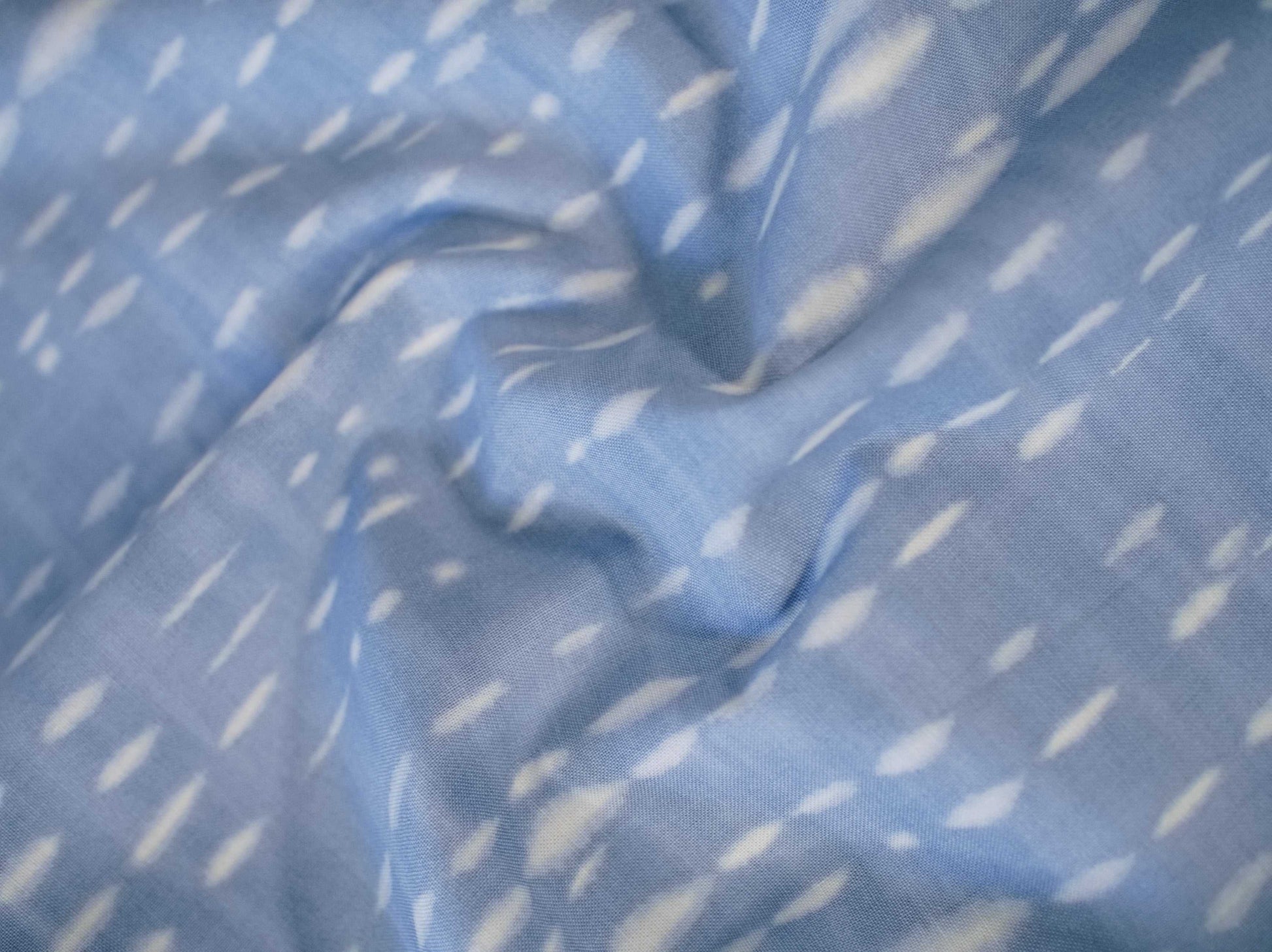 Shibori quilting cotton | Indigo Shibori / Light Blue | Kokka | Fabric